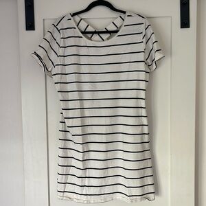 Striped shirt style dress with pockets